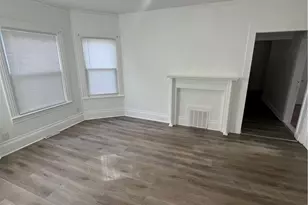 51 Glenham St, Providence, RI 02907 - Photo 5