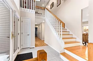9 Eagle Nest Dr, Lincoln, RI 02865 - Photo 3
