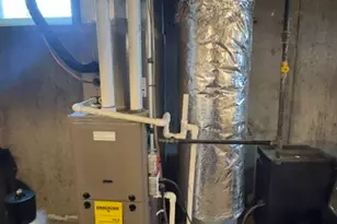 315 Smithfield Ave, Pawtucket, RI 02860 - Photo 11