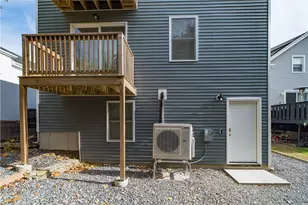 44 Hall St, Providence, RI 02904 - Photo 3