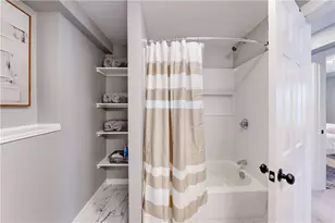 44 Hall St, Providence, RI 02904 - Photo 11