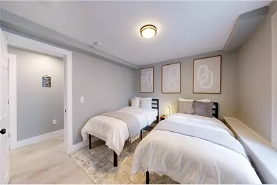 44 Hall Street, Providence, RI 02904 - Photo 29