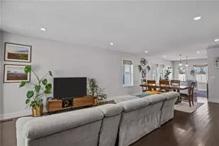 165 Graystone St, Warwick, RI 02886 - Photo 19