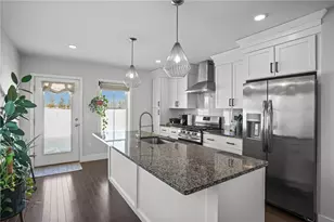 165 Graystone St, Warwick, RI 02886 - Photo 13