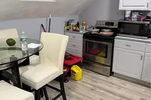 111 Donelson St, Providence, RI 02908 - Photo 5