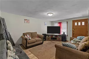 87 Pinehurst Ave, Providence, RI 02908 - Photo 7