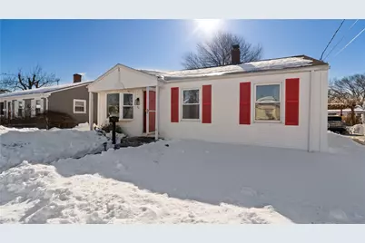 33 Dover Street, Pawtucket, RI 02860 - Photo 3