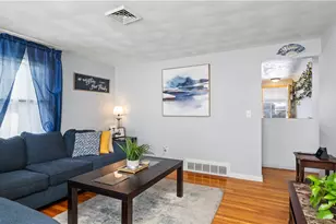 33 Dover St, Pawtucket, RI 02860 - Photo 5