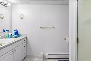 33 Dover St, Pawtucket, RI 02860 - Photo 25