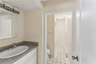 271 Elm St, Woonsocket, RI 02895 - Photo 7