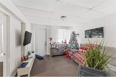 271 Elm Street, Woonsocket, RI 02895 - Photo 13