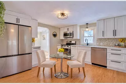 88 Pawtucket Avenue, East Providence, RI 02916 - Photo 5