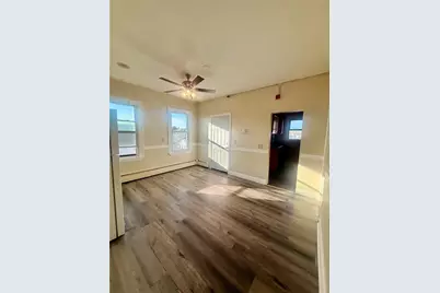 212 East Street, Pawtucket, RI 02860 - Photo 3