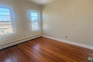 212 East St, Pawtucket, RI 02860 - Photo 11