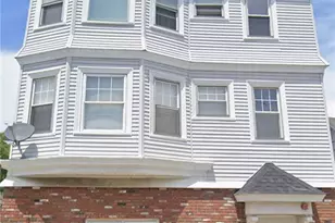 212 East St, Pawtucket, RI 02860 - Photo 1