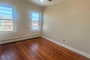 212 East St, Pawtucket, RI 02860 - Photo 7