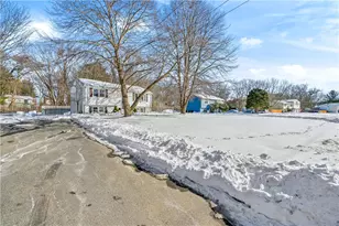 132 Palmer Ave, Warwick, RI 02889 - Photo 29