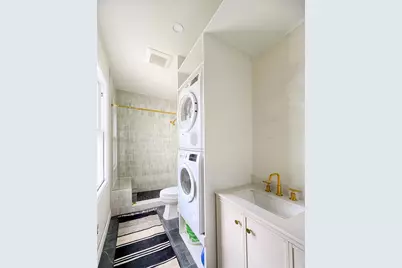 461 Spring Street, Newport, RI 02840 - Photo 9