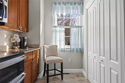 315 Old River Road #3, Lincoln, RI 02838 - Photo 11