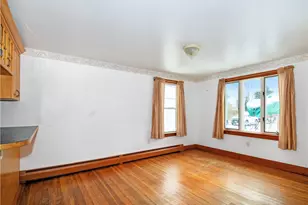 29 Forest Rd, Bristol, RI 02809 - Photo 7