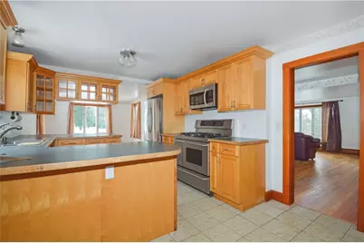 29 Forest Road, Bristol, RI 02809 - Photo 13