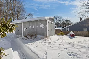 202 Phillips St, Woonsocket, RI 02895 - Photo 23