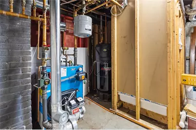 202 Phillips Street, Woonsocket, RI 02895 - Photo 21