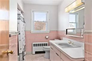 106 Wannamoisett Rd, East Providence, RI 02914 - Photo 11