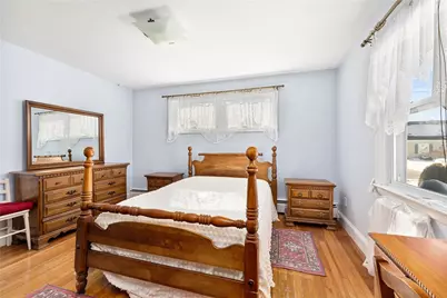 106 Wannamoisett Road, East Providence, RI 02914 - Photo 23