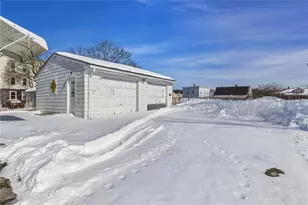 34 Heroux Ave, Woonsocket, RI 02895 - Photo 35