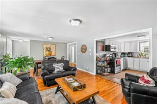 80 Twin Oak Dr, Warwick, RI 02889 - Photo 11