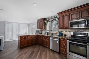 233 Sisson Rd, Coventry, RI 02816 - Photo 11