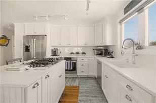 181 Center Ave, Middletown, RI 02842 - Photo 31