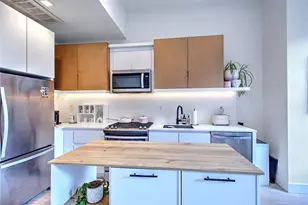 32 Custom House St, Providence, RI 02903 - Photo 13