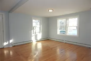 84 Farrell St, Pawtucket, RI 02861 - Photo 11