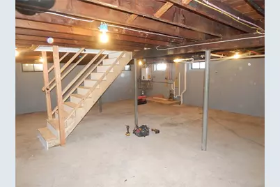 84 Farrell Street, Pawtucket, RI 02861 - Photo 35