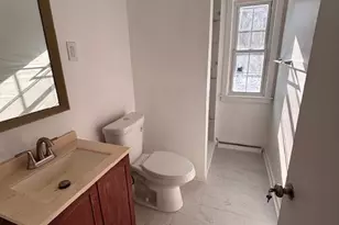 137 Post Rd, Westerly, RI 02891 - Photo 3