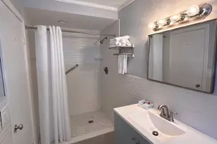 642 Boston Neck Rd, North Kingstown, RI 02852 - Photo 13