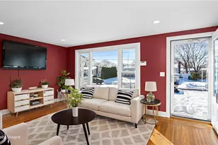 96 Moccasin Dr, Warwick, RI 02889 - Photo 11