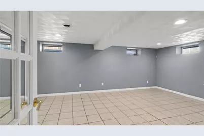 96 Moccasin Drive, Warwick, RI 02889 - Photo 33