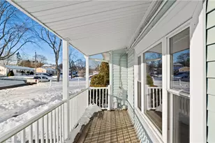 96 Moccasin Dr, Warwick, RI 02889 - Photo 3