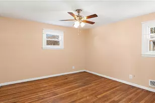 96 Moccasin Dr, Warwick, RI 02889 - Photo 21