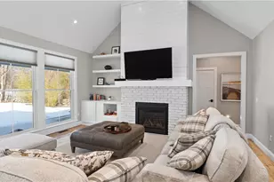 1241 Saugatucket Rd, Wakefield, RI 02879 - Photo 11