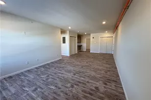 327 Pine St, Pawtucket, RI 02860 - Photo 3