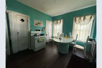 218 Hamilton Street, Providence, RI 02907 - Photo 5