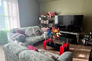 218 Hamilton St, Providence, RI 02907 - Photo 11