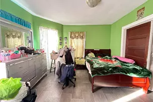 218 Hamilton St, Providence, RI 02907 - Photo 7