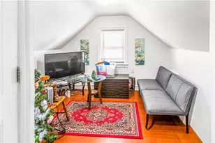 25 Hymer St, Providence, RI 02908 - Photo 13