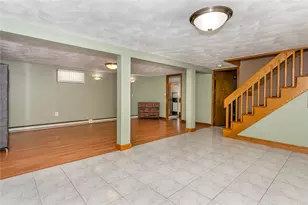 275 Columbus Ave, Pawtucket, RI 02861 - Photo 9