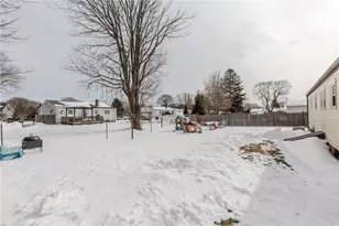 266 Vineyard Rd, Warwick, RI 02889 - Photo 29